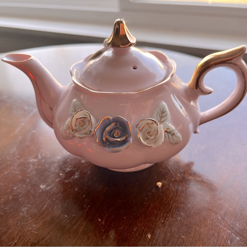 Norcrest Chantilly Pink Teapot & Lid ~STORE WIDE PRICE REDUCTION~New items here